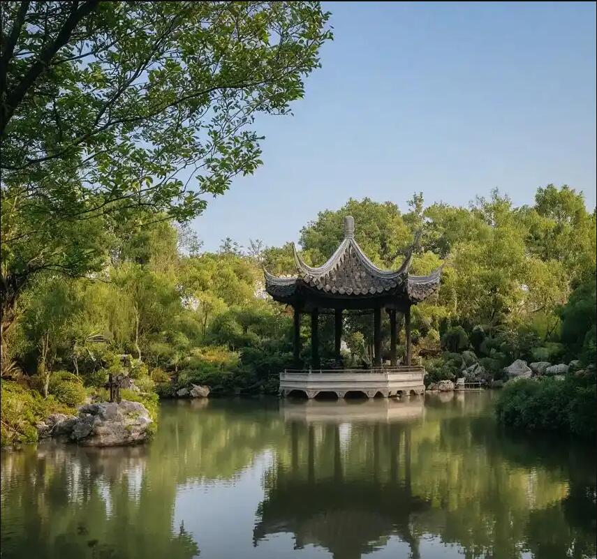 鹤山伤口餐饮有限公司